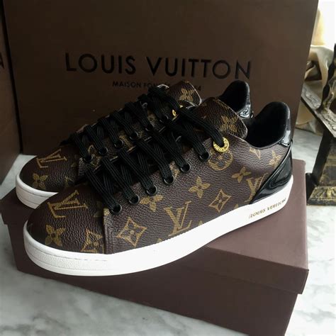 sapatos louis vuitton homem|Men's Designer Shoes, Sneakers, Footwear .